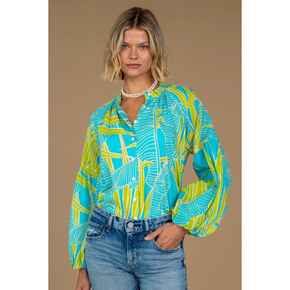 Olivia James Women’s tropical print blouse size Medium